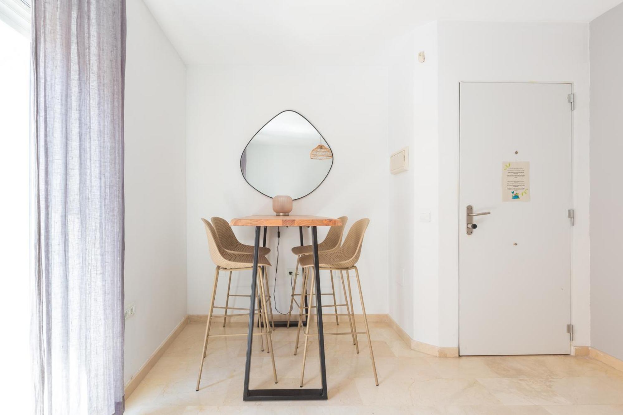 Appartement Puerta Del Centro à Málaga Extérieur photo
